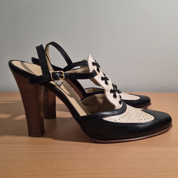 Gianfranco Ferre heels - Picture 2 of 8